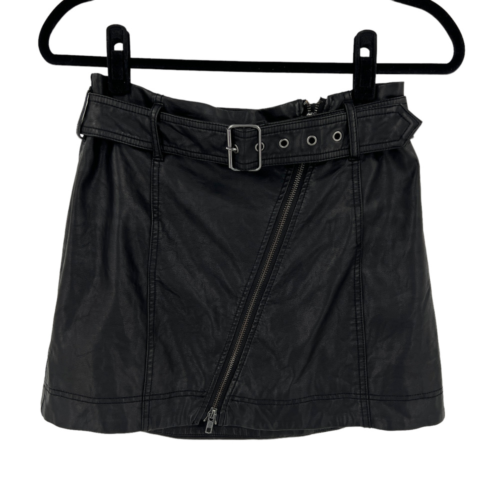 Free People Feelin Fresh Vegan Mini Skirt in Black OB652915